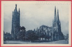Bordeaux - La catedrále et la Tour Pey - Berland