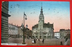 Opava-Náměstí-lidé