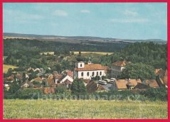 Nový Knín - pohled na kostel
