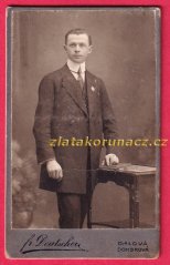 Gentleman - ateliér František Deutscher - Orlová