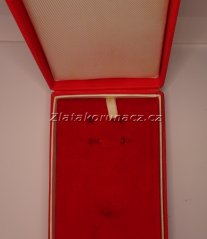 Krabička na vyznamenání - červená