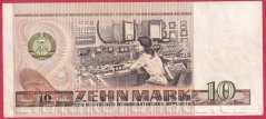 Německo - Východní- 10 marek 1971 HQ