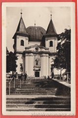 Svatý Hostýn - schodiště, kaple, les, lidé