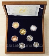 Sada oběžných mincí 2019 proof - dřevěná etue