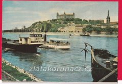 Bratislava - pohled z břehu na hrad