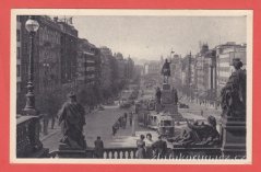 Praha - Václavské náměstí, lidé, auta, tramvaje