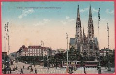 Vídeň - Votivkirche mit Schttering