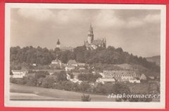 Bouzov - Hrad,domy,les