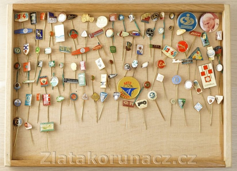 Konvolut 100 ks odznaků I.