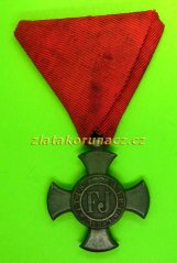Záslužný kříž železný  na mírové stuze